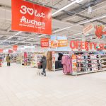 wnętrze sklepu Auchan